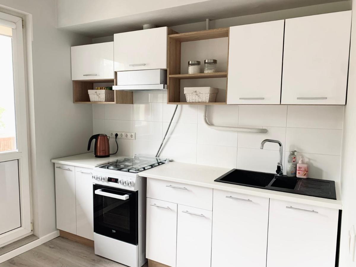 You'Ll Love This Large Apartment! Free Parking! ทาลลินน์ ภายนอก รูปภาพ